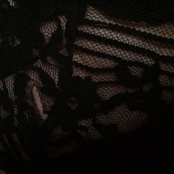 Black long sleeve lace dress - Picture 3 of 4